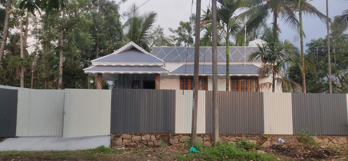 Spora Stay Front View